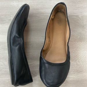 Ballet flats. Black. Size 9